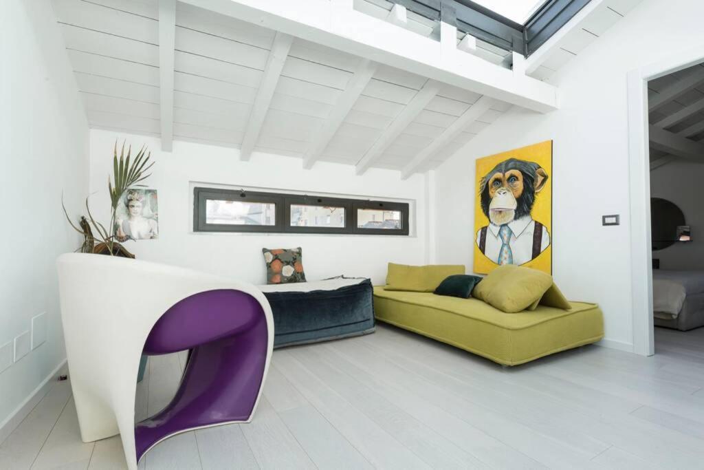 Apartment Unique 4 Storey House On Naviglio 4bd, 4bt *